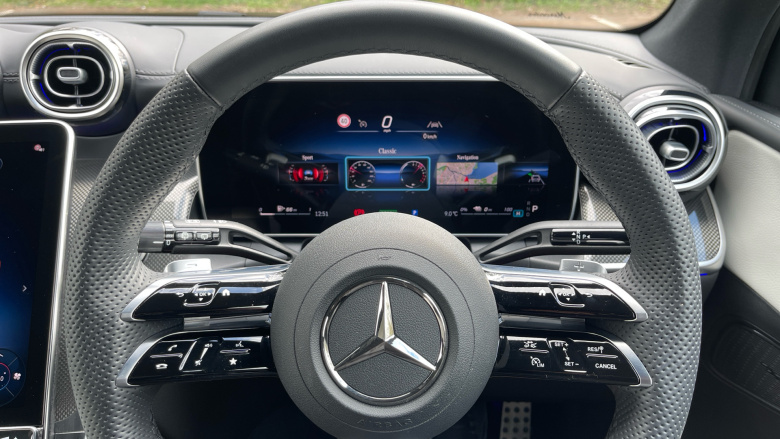Mercedes-Benz GLC 300e 4Matic AMG Line 5dr 9G-Tronic Estate